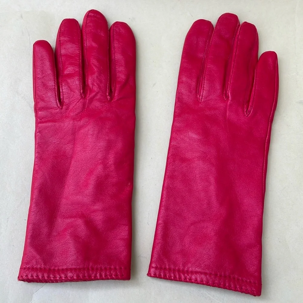 New vintage red leather gloves with lining